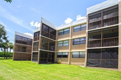 Wonderful and fully upgraded 2-bedroom, 2 1/2 -bath condo in on Bonaventure Country Club in Florida - for sale on GolfHomes.com, golf home, golf lot
