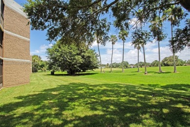 Wonderful and fully upgraded 2-bedroom, 2 1/2 -bath condo in on Bonaventure Country Club in Florida - for sale on GolfHomes.com, golf home, golf lot