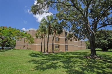 Wonderful and fully upgraded 2-bedroom, 2 1/2 -bath condo in on Bonaventure Country Club in Florida - for sale on GolfHomes.com, golf home, golf lot