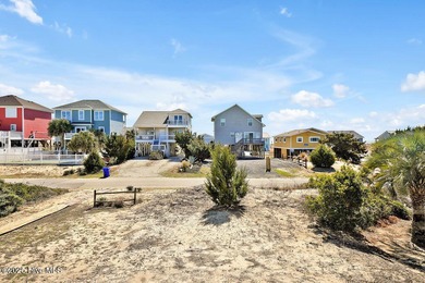 OCEAN VIEWS! ROOFTOP DECK! NEW ROOF IN 2017! NEW HAVAC IN 2023! on Founders Club At St. James Plantation in North Carolina - for sale on GolfHomes.com, golf home, golf lot