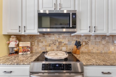Welcome to this stunning 4-bedroom, 4.5-bath home located on a on  in South Carolina - for sale on GolfHomes.com, golf home, golf lot