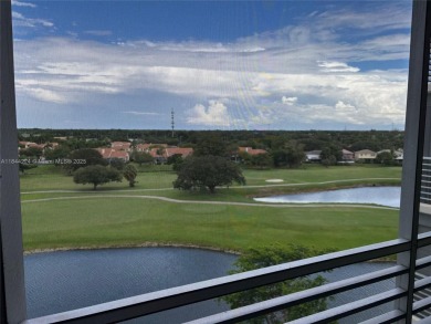 Spectacular Golf and Sunset views from this spacious 2/2 updated on Palm-Aire Country Club and Resort - The Oaks in Florida - for sale on GolfHomes.com, golf home, golf lot