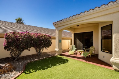 Situated in a peaceful cul-de-sac, this stunning 3-bedroom on London Bridge Golf Course in Arizona - for sale on GolfHomes.com, golf home, golf lot