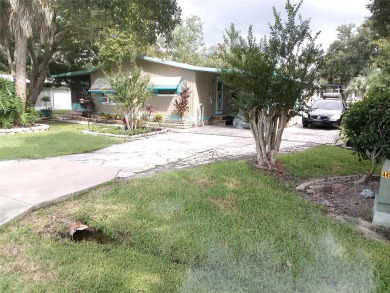 This mobile home has 2 beds and 2 baths sitting on 6,526 sqft on Continental Country Club in Florida - for sale on GolfHomes.com, golf home, golf lot