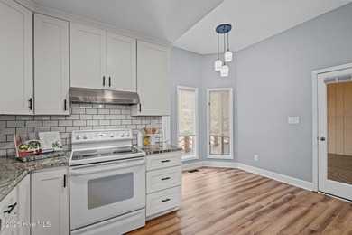 NOW OFFERING $10K in SELLER PAID closing cost credit & enjoy the on Pinehurst Resort and Country Club in North Carolina - for sale on GolfHomes.com, golf home, golf lot