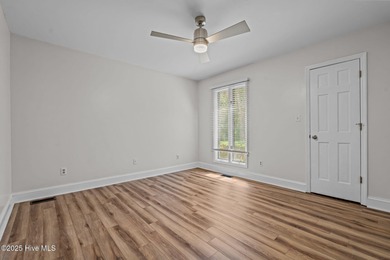 NOW OFFERING $10K in SELLER PAID closing cost credit & enjoy the on Pinehurst Resort and Country Club in North Carolina - for sale on GolfHomes.com, golf home, golf lot