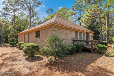 NOW OFFERING $10K in SELLER PAID closing cost credit & enjoy the on Pinehurst Resort and Country Club in North Carolina - for sale on GolfHomes.com, golf home, golf lot