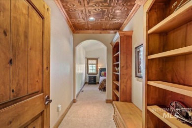 Stunning McCall Condo in Unbeatable Location -Nestled just  1/4 on McCall Municipal Golf Course in Idaho - for sale on GolfHomes.com, golf home, golf lot