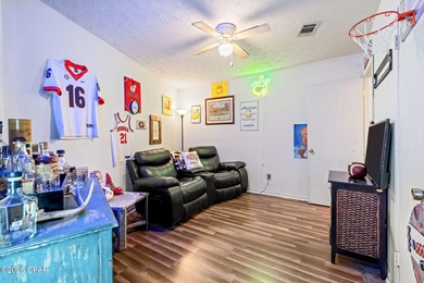 'CURRENTLY UNDER CONTRACT, SELLER WILL CONSIDER BACK UP OFFERS.' on Holiday Golf Club in Florida - for sale on GolfHomes.com, golf home, golf lot