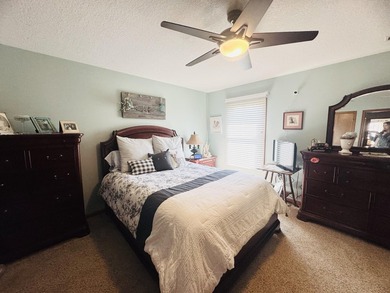 Beautiful Golf Course Living! 3 Beds/ 2 baths/ Open Floor plan on Lynx Golf Course in Ohio - for sale on GolfHomes.com, golf home, golf lot