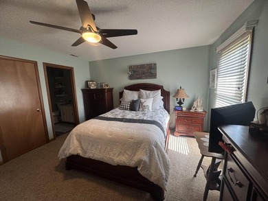 Beautiful Golf Course Living! 3 Beds/ 2 baths/ Open Floor plan on Lynx Golf Course in Ohio - for sale on GolfHomes.com, golf home, golf lot