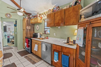 'CURRENTLY UNDER CONTRACT, SELLER WILL CONSIDER BACK UP OFFERS.' on Holiday Golf Club in Florida - for sale on GolfHomes.com, golf home, golf lot