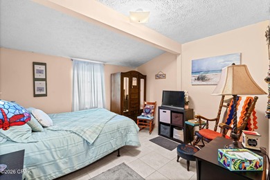 'CURRENTLY UNDER CONTRACT, SELLER WILL CONSIDER BACK UP OFFERS.' on Holiday Golf Club in Florida - for sale on GolfHomes.com, golf home, golf lot