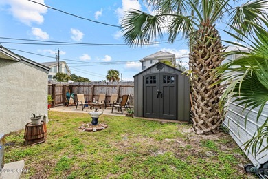 'CURRENTLY UNDER CONTRACT, SELLER WILL CONSIDER BACK UP OFFERS.' on Holiday Golf Club in Florida - for sale on GolfHomes.com, golf home, golf lot