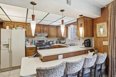 Welcome to this well-loved spacious 3-bedroom 2 full bath ranch on McMillen Park Golf Course in Indiana - for sale on GolfHomes.com, golf home, golf lot