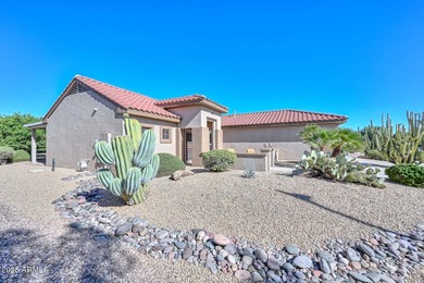 THIS ADORABLE, TURN-KEY, SONOMA OFFERS A SPLIT FLOORPLAN W/ 2 on Desert Springs Golf Course in Arizona - for sale on GolfHomes.com, golf home, golf lot