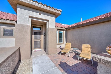 THIS ADORABLE, TURN-KEY, SONOMA OFFERS A SPLIT FLOORPLAN W/ 2 on Desert Springs Golf Course in Arizona - for sale on GolfHomes.com, golf home, golf lot