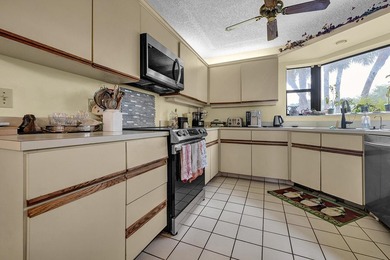 PRICED TO SELL - Bring Your Best Offer! Welcome to Boca Delray on Boca Delray Golf and Country Club in Florida - for sale on GolfHomes.com, golf home, golf lot