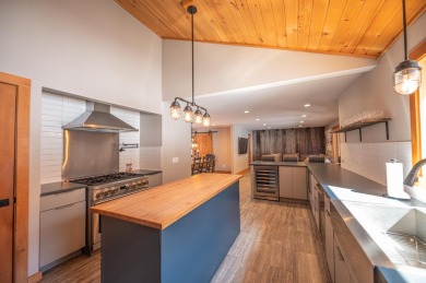 Enjoy perfect Vermont styling in this spacious and functional on Mount Snow Golf Club in Vermont - for sale on GolfHomes.com, golf home, golf lot