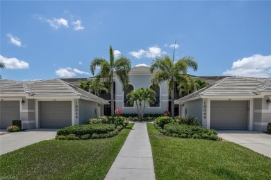 This 2+Den/ 2 bath condo with a detached garage is a terrific on Heritage Bay Golf Course in Florida - for sale on GolfHomes.com, golf home, golf lot