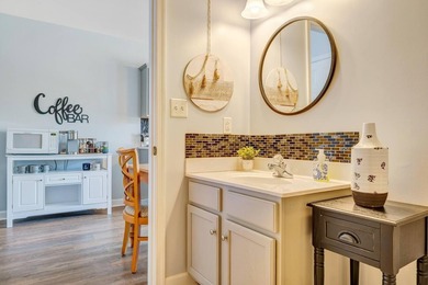 Beautifully updated Studio at The Pointe in Mariners Landing  A on Mariners Landing Golf and Country Club in Virginia - for sale on GolfHomes.com, golf home, golf lot