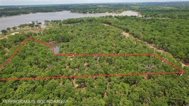 Beautiful elevated 4 acre lot with boatslip overlooking private on Pinnacle Golf and Boat Club in Texas - for sale on GolfHomes.com, golf home, golf lot