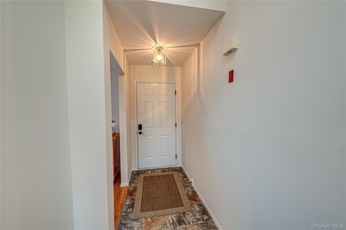 Welcome to this beautifully maintained 2-bedroom, 2-bath on Birchwood at Spring Lake in New York - for sale on GolfHomes.com, golf home, golf lot