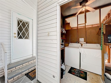 Welcome to 25125 Bellevue, located in the Plantation at Leesburg on Plantation Golf Club in Florida - for sale on GolfHomes.com, golf home, golf lot