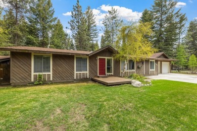 Discover the perfect blend of comfort and convenience in this on McCall Municipal Golf Course in Idaho - for sale on GolfHomes.com, golf home, golf lot