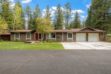 Discover the perfect blend of comfort and convenience in this on McCall Municipal Golf Course in Idaho - for sale on GolfHomes.com, golf home, golf lot