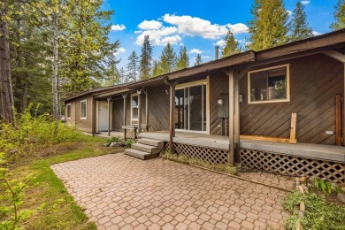 Discover the perfect blend of comfort and convenience in this on McCall Municipal Golf Course in Idaho - for sale on GolfHomes.com, golf home, golf lot