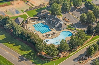 Here is your chance to own a gorgeous home in the golf course on Springfield Golf Course in South Carolina - for sale on GolfHomes.com, golf home, golf lot