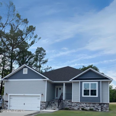 Move-in Ready Home!!!! This brand-new construction beauty offers on Harbour Point Golf Club in North Carolina - for sale on GolfHomes.com, golf home, golf lot