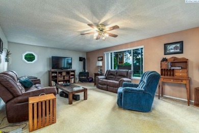 MLS# 284239 Welcome home! Nestled in a cul-de-sac, this charming on Meadow Springs Country Club in Washington - for sale on GolfHomes.com, golf home, golf lot