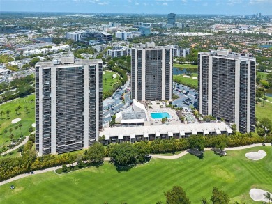 UNIT IN THE HEART OF AVENTURA JUST 5 MIN AWAY FROM THE BEACH on Turnberry Isle Resort and Club in Florida - for sale on GolfHomes.com, golf home, golf lot