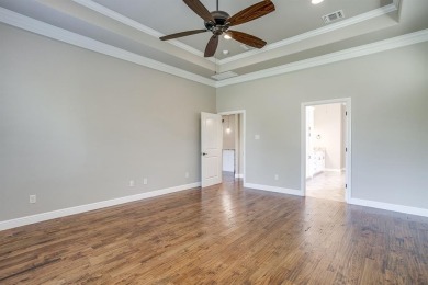 Pecan Plantation Park Place. Experience the exceptional in this on Pecan Plantation Country Club in Texas - for sale on GolfHomes.com, golf home, golf lot