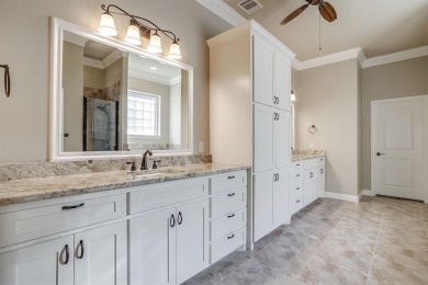 Pecan Plantation Park Place. Experience the exceptional in this on Pecan Plantation Country Club in Texas - for sale on GolfHomes.com, golf home, golf lot