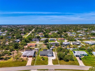 MUST SEE!  SPLIT BEDROOM PLAN!  DOUBLE LOT!  UPDATED!  HEATED on Oyster Creek Golf Club in Florida - for sale on GolfHomes.com, golf home, golf lot