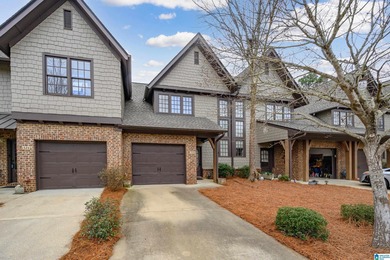 HUGE townhome on the 10th hole of the Inverness Country Club on Inverness Country Club in Alabama - for sale on GolfHomes.com, golf home, golf lot