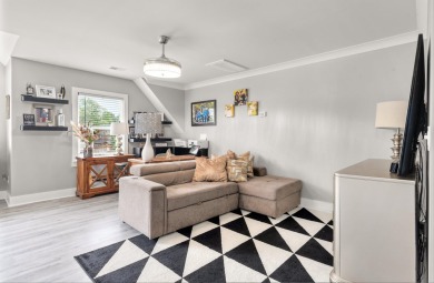 SELLER IS OFFERING CLOSING COST INCENTIVES. This home is a short on Crowfield Golf and Country Club in South Carolina - for sale on GolfHomes.com, golf home, golf lot