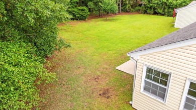 Welcome to this beautifully maintained 3-bedroom, 2-bathroom on River Oaks Golf Plantation  in South Carolina - for sale on GolfHomes.com, golf home, golf lot