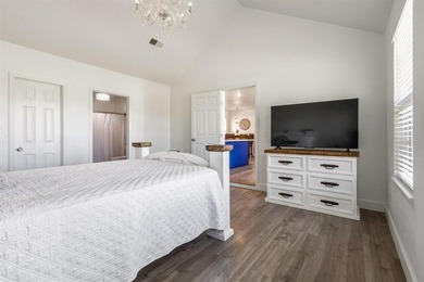 Lake life just got easy. Located in the highly desirable Simmons on Tanglewood Resort in Texas - for sale on GolfHomes.com, golf home, golf lot