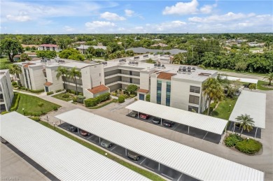 VIEWS of Golf course, pool, and hot tub. Welcome to this on Lakewood Country Club in Florida - for sale on GolfHomes.com, golf home, golf lot