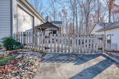 Take a look at this beautiful 4-bedroom, 3-bathroom with family on Druid Hills Golf Club in Tennessee - for sale on GolfHomes.com, golf home, golf lot