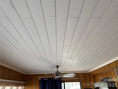 Welcome to 102 Doe Ct. This unit has a great oversized single on The Tillery Tradition Country Club in North Carolina - for sale on GolfHomes.com, golf home, golf lot