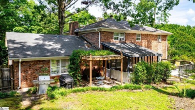 Homes don't come on the market very often in this well on Holly Tree Country Club in South Carolina - for sale on GolfHomes.com, golf home, golf lot