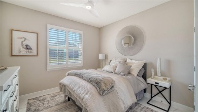 Don't wait for new construction! This gorgeous, upgraded MOVE IN on Lakewood National Golf Club in Florida - for sale on GolfHomes.com, golf home, golf lot