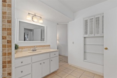 BOATER'S DREAM WITH QUICK OUT TO CHARLOTTE HARBOR AND BEYOND on Saint Andrews South Golf Club in Florida - for sale on GolfHomes.com, golf home, golf lot