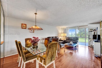 PRICED TO SELL!! Well-maintained, spacious and bright 2-bedroom on Oriole Golf and Tennis Club in Florida - for sale on GolfHomes.com, golf home, golf lot