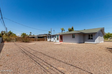 Charming single-level home in the sought-after Sun City! on Sun City North Golf Course in Arizona - for sale on GolfHomes.com, golf home, golf lot